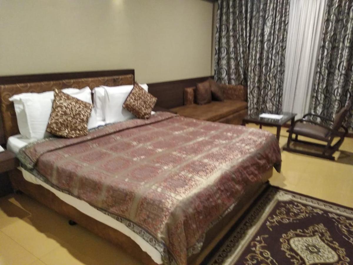 Shilpi Hill Resort Сапьютара Екстер'єр фото